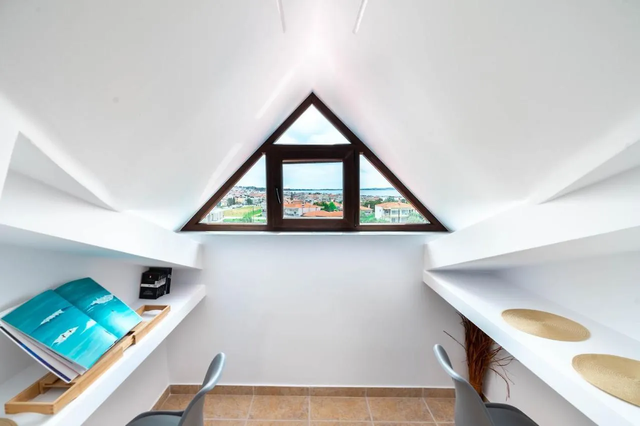 Evergreen Apartment Nea Moudania